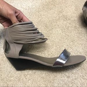 Matisse gray/silver wedges size 10